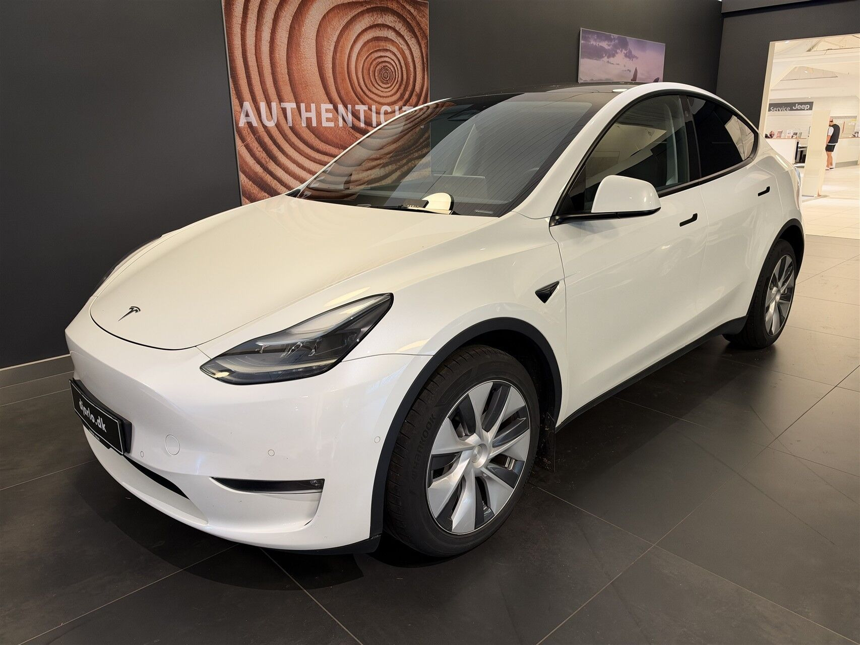 Tesla Model Y EL Long Range AWD 514HK 5d Aut.