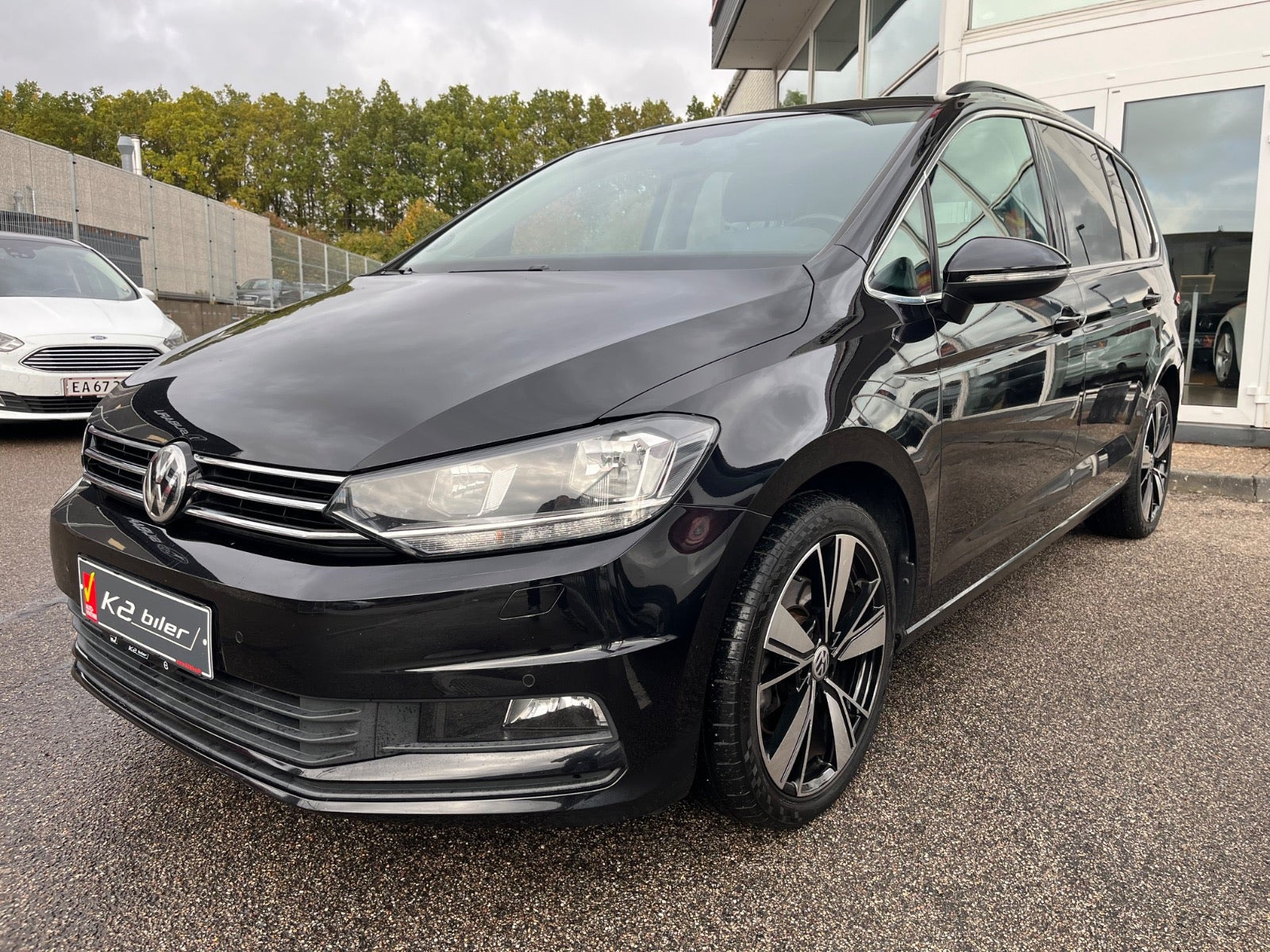 Sort VW Touran fra 2020