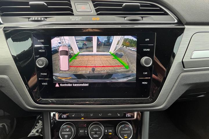 Sort VW Touran fra 2020