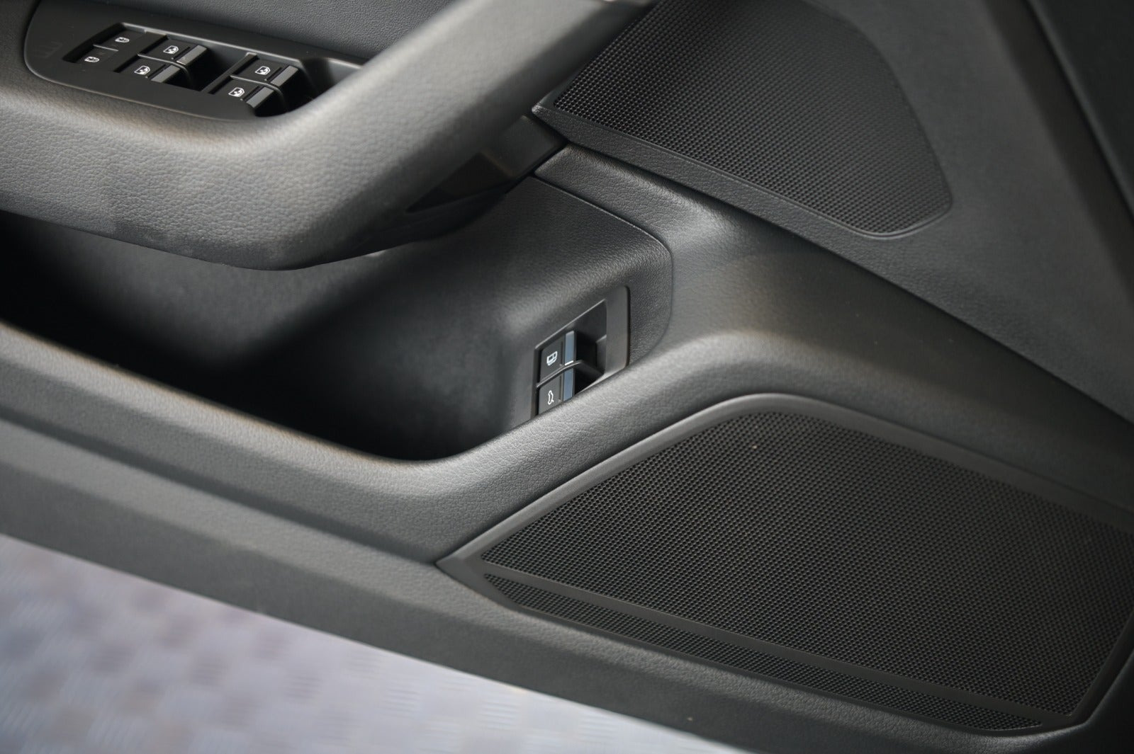 Grå Audi A6 fra 2021