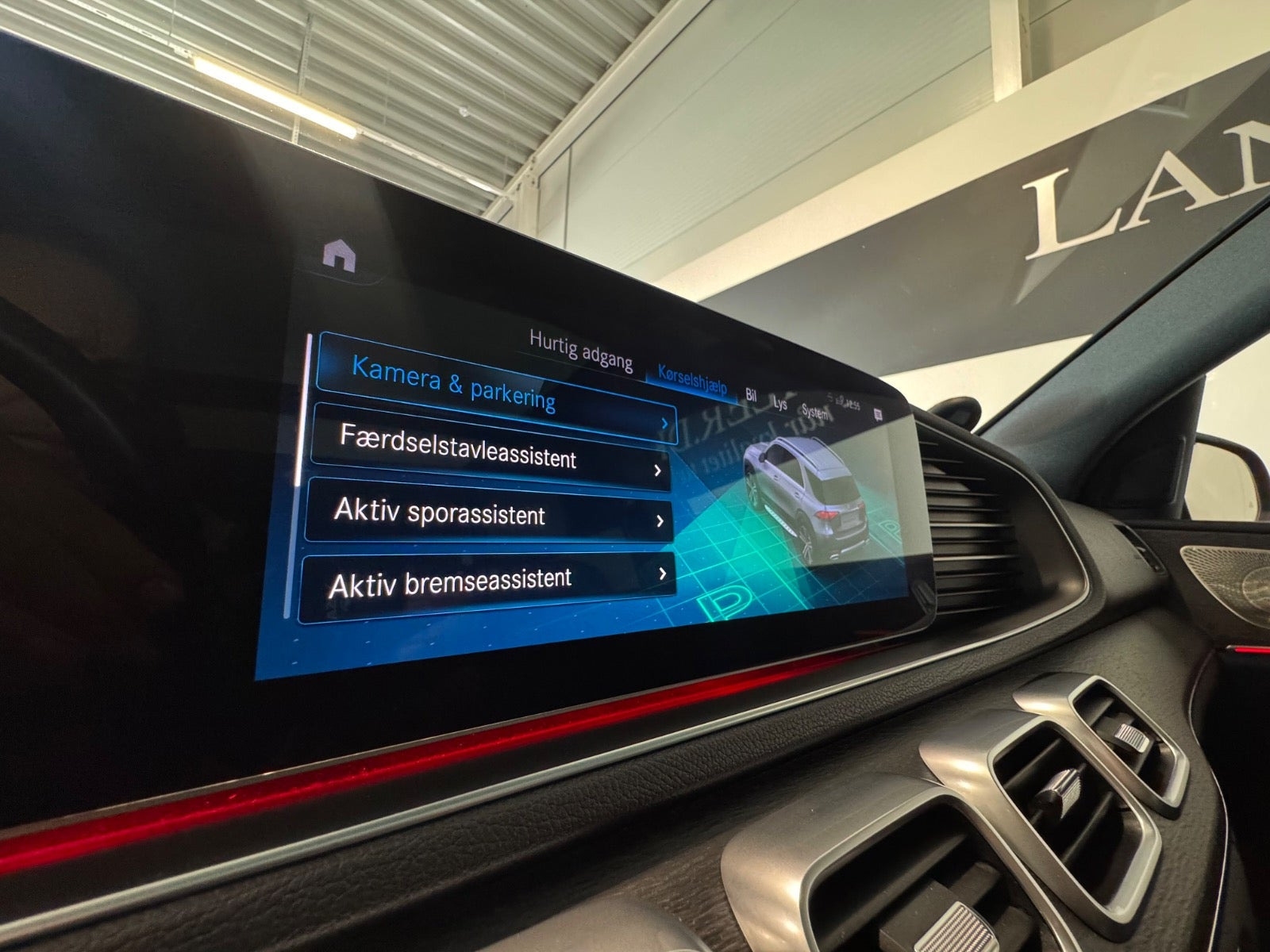 Sort Mercedes GLE350 de fra 2021