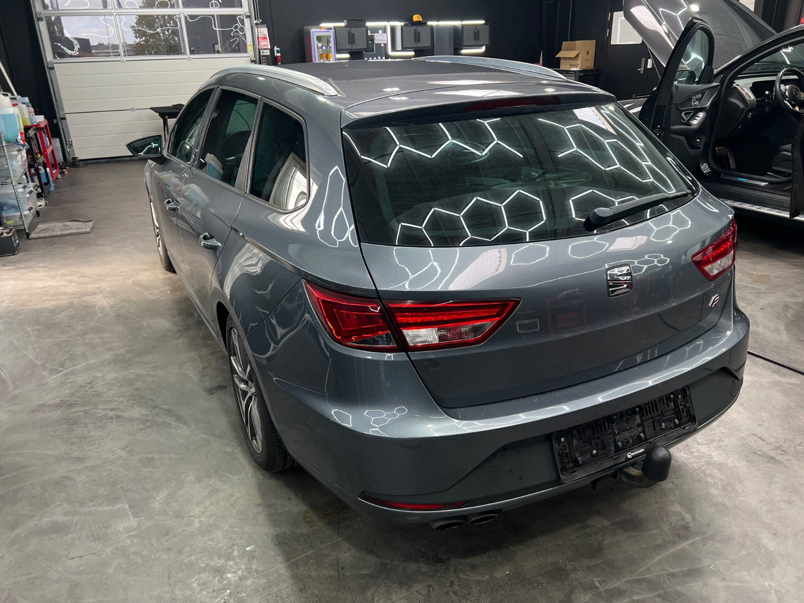 Grøn Seat Leon fra 2015