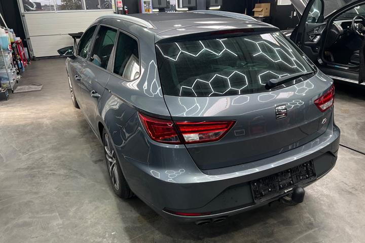 Grøn Seat Leon fra 2015