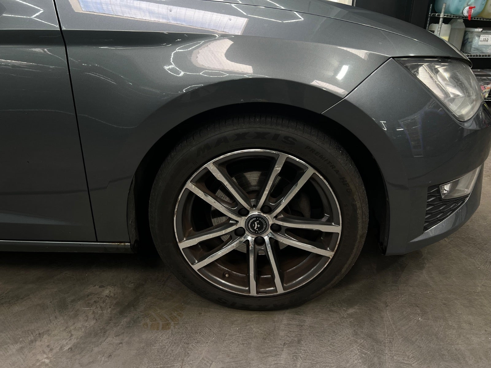 Grøn Seat Leon fra 2015