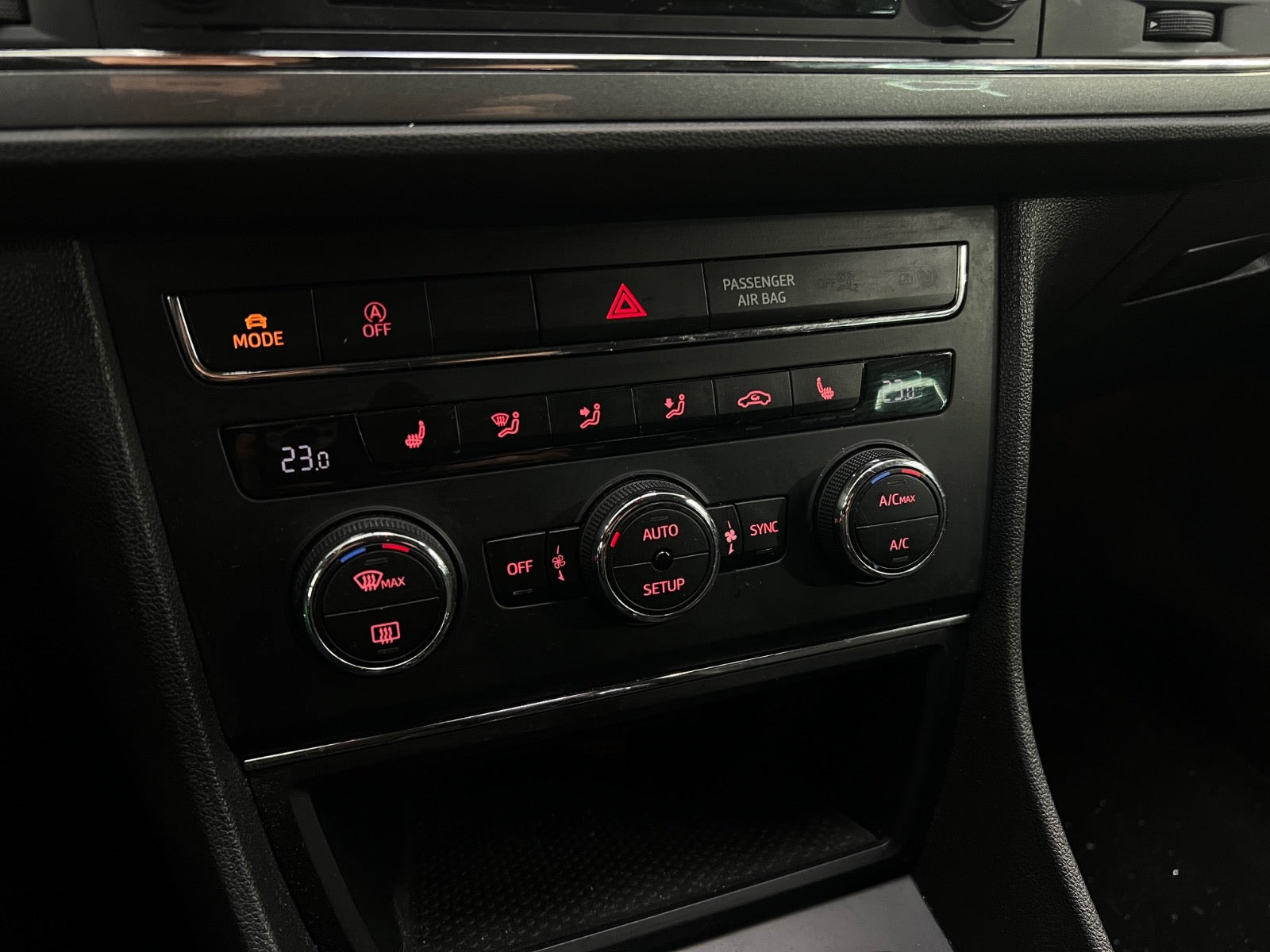 Grøn Seat Leon fra 2015