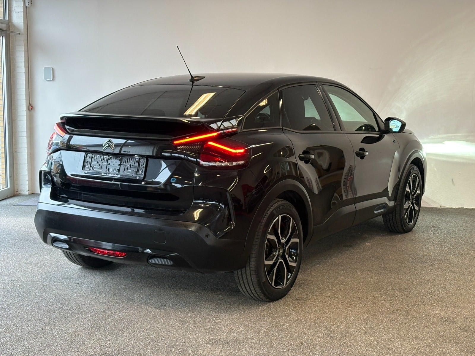 Sort Citroën ë-C4 fra 2022