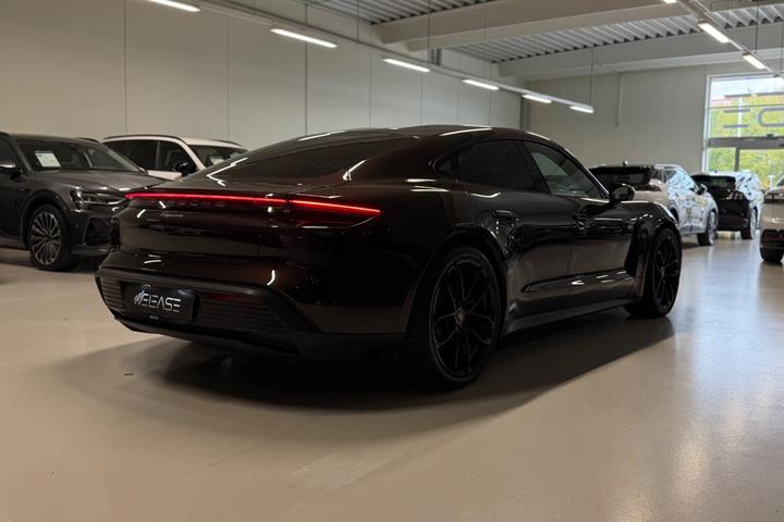 undefined Porsche Taycan fra 2022