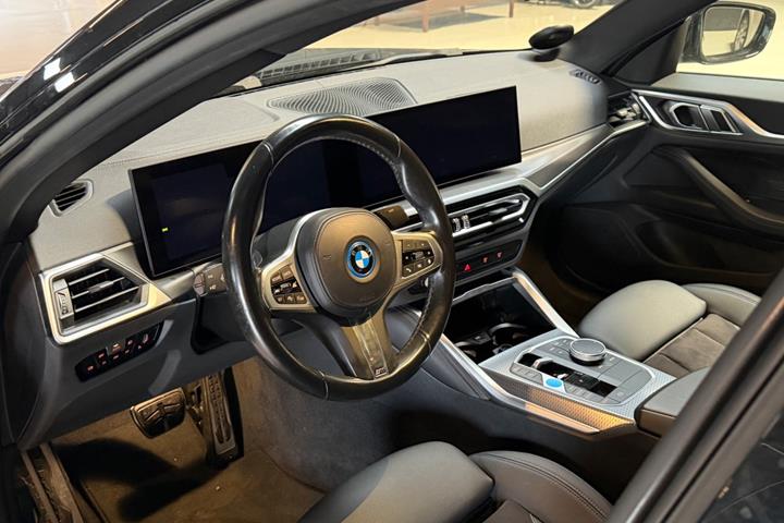 Sort BMW i4 fra 2024
