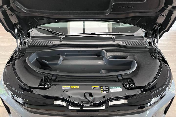 Grå Skoda Elroq fra 2027