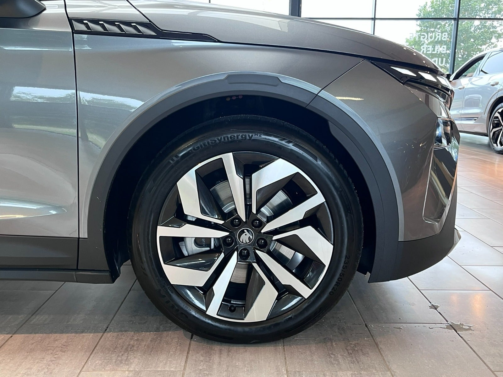 Grå Skoda Elroq fra 2027