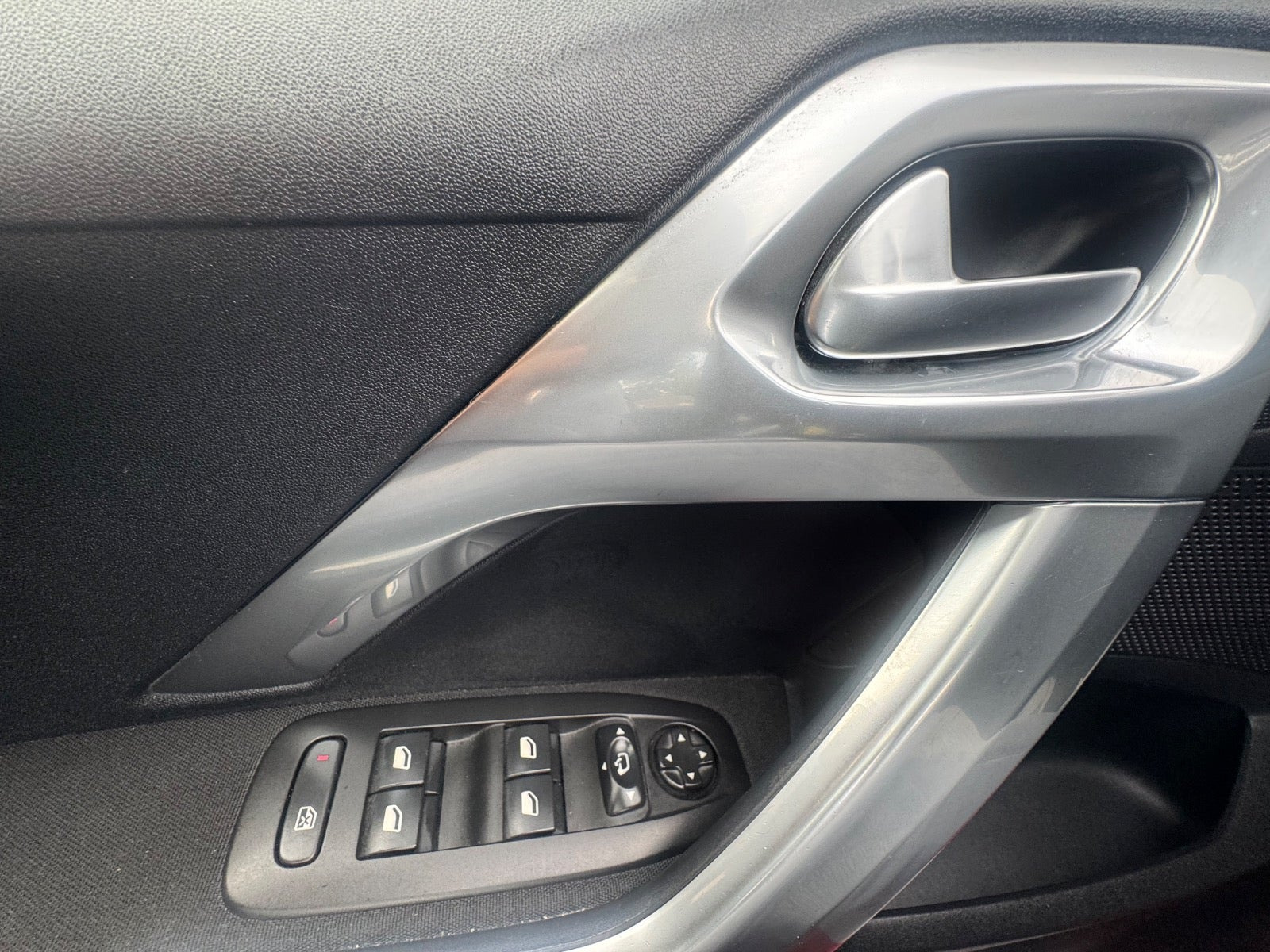 undefined Peugeot 2008 fra 2019