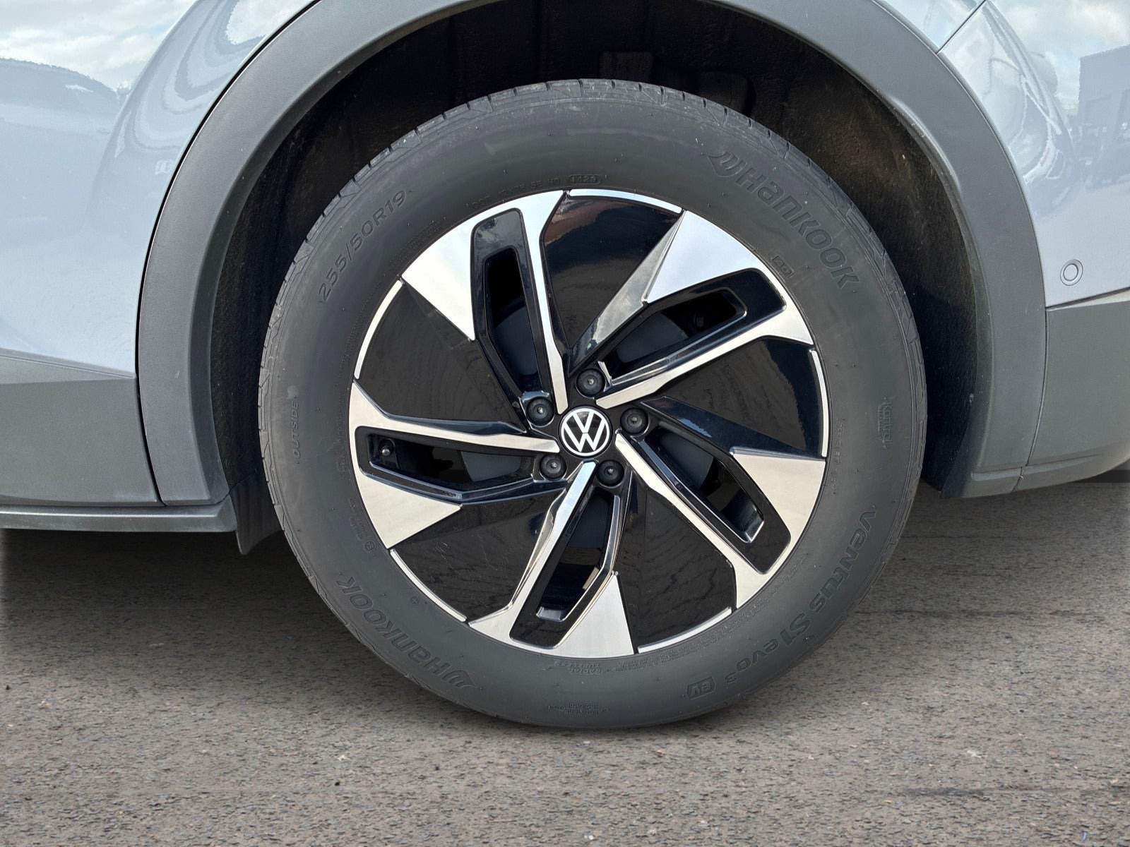 Grå VW ID.4 fra 2023