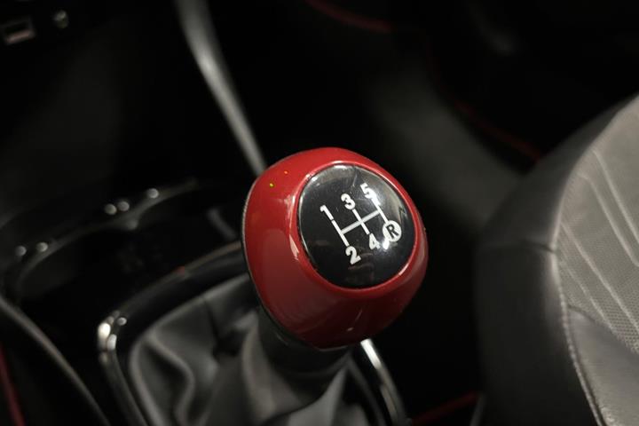 Hvid Toyota Aygo fra 2017