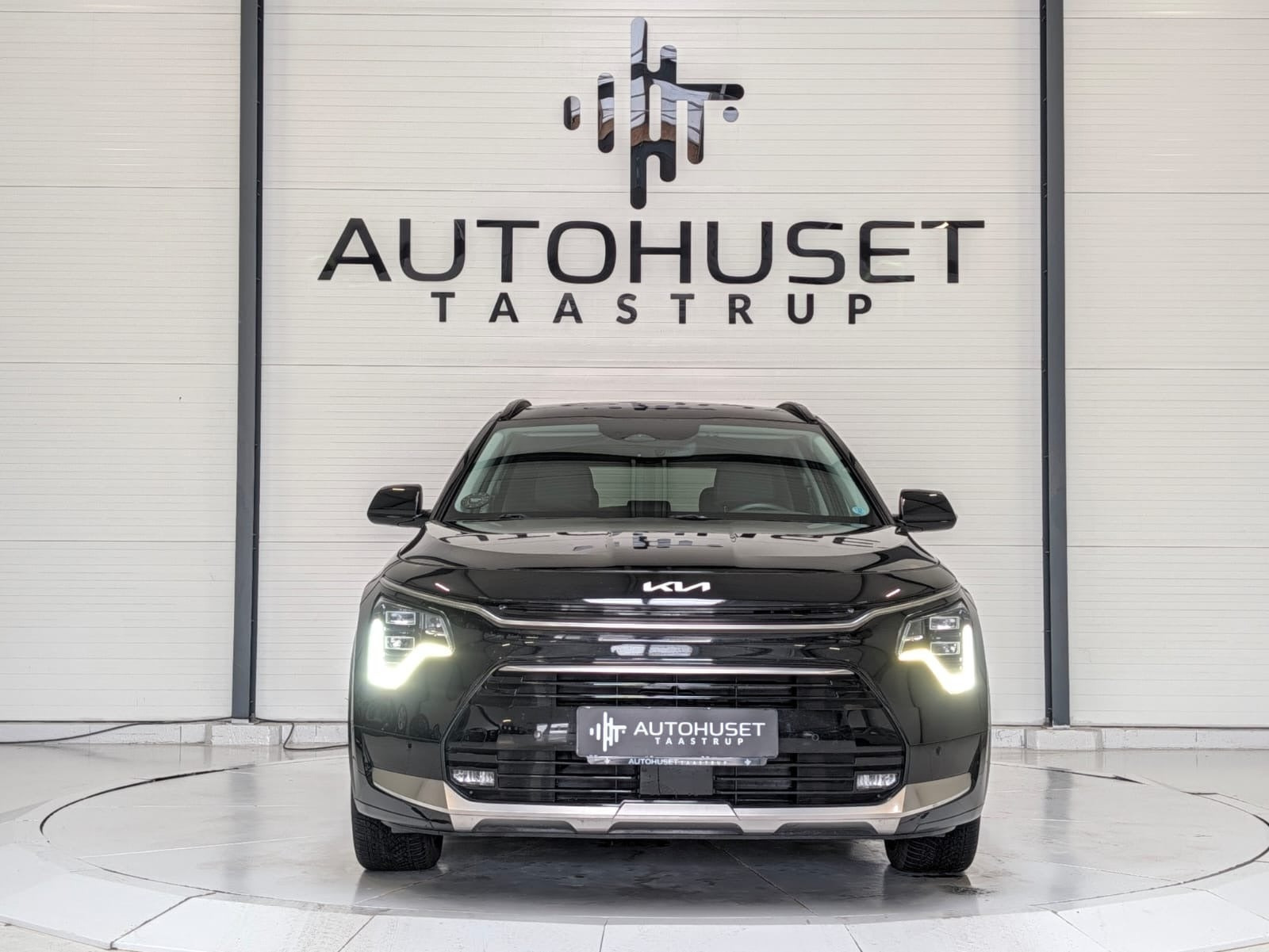 Sort Kia Niro fra 2023