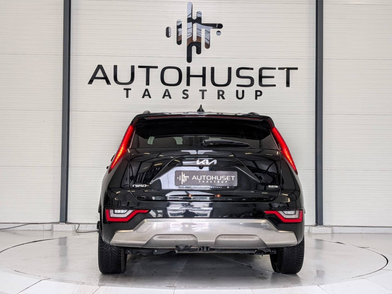 Sort Kia Niro fra 2023