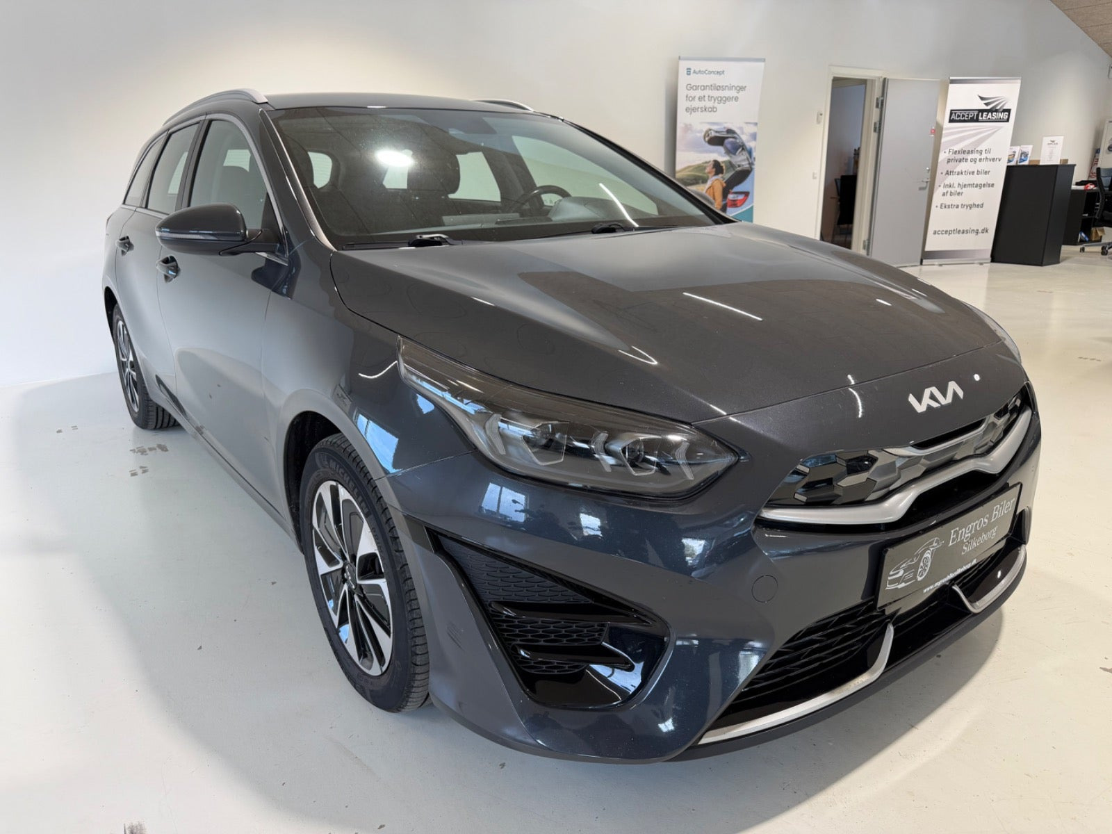 Kia Ceed 1,6 PHEV Prestige SW DCT