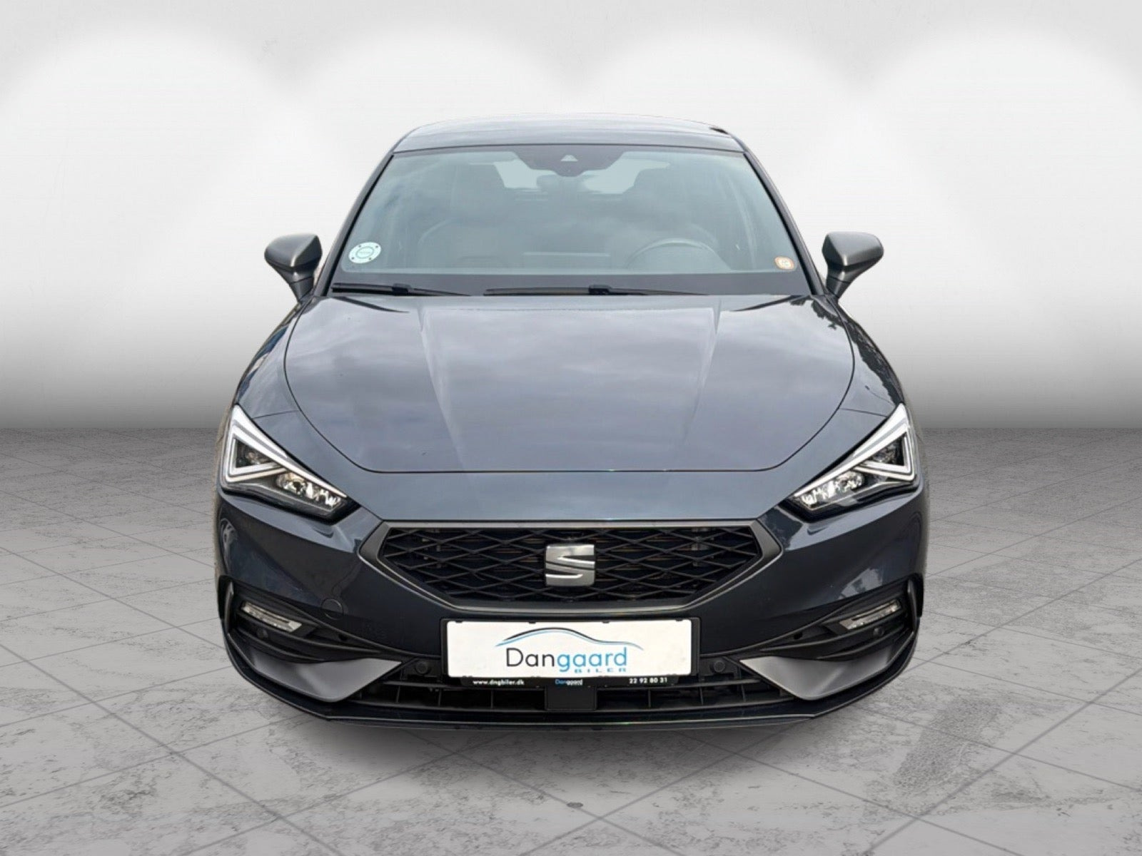 Grå Seat Leon fra 2021