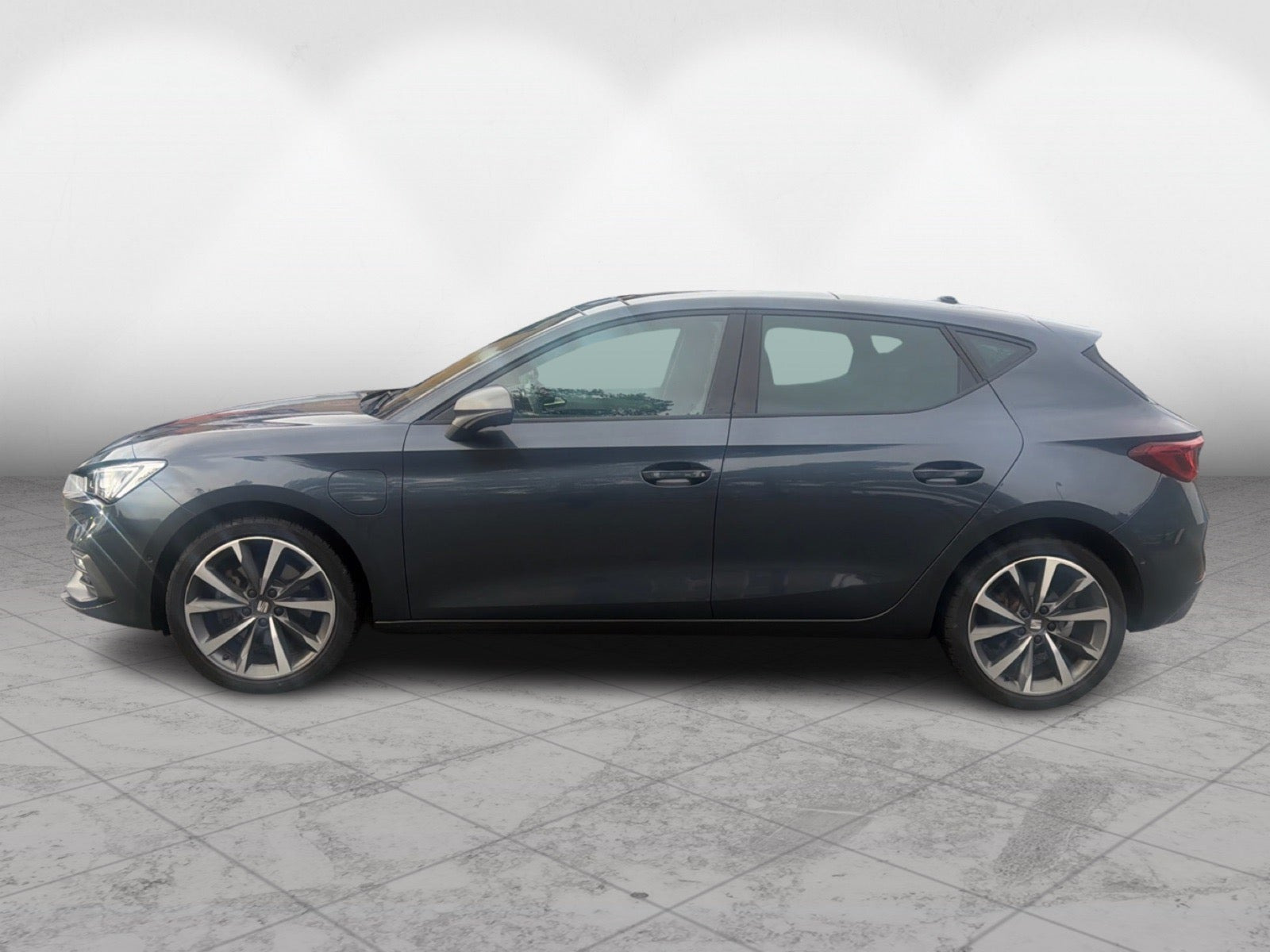 Grå Seat Leon fra 2021