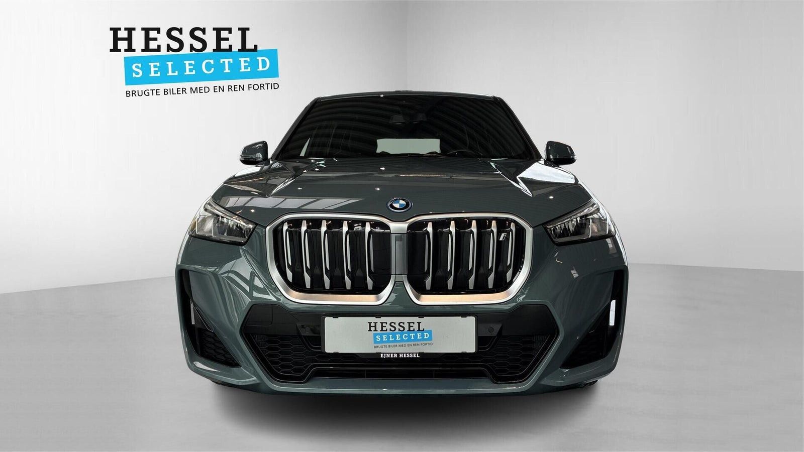 Grøn BMW iX1 fra 2023