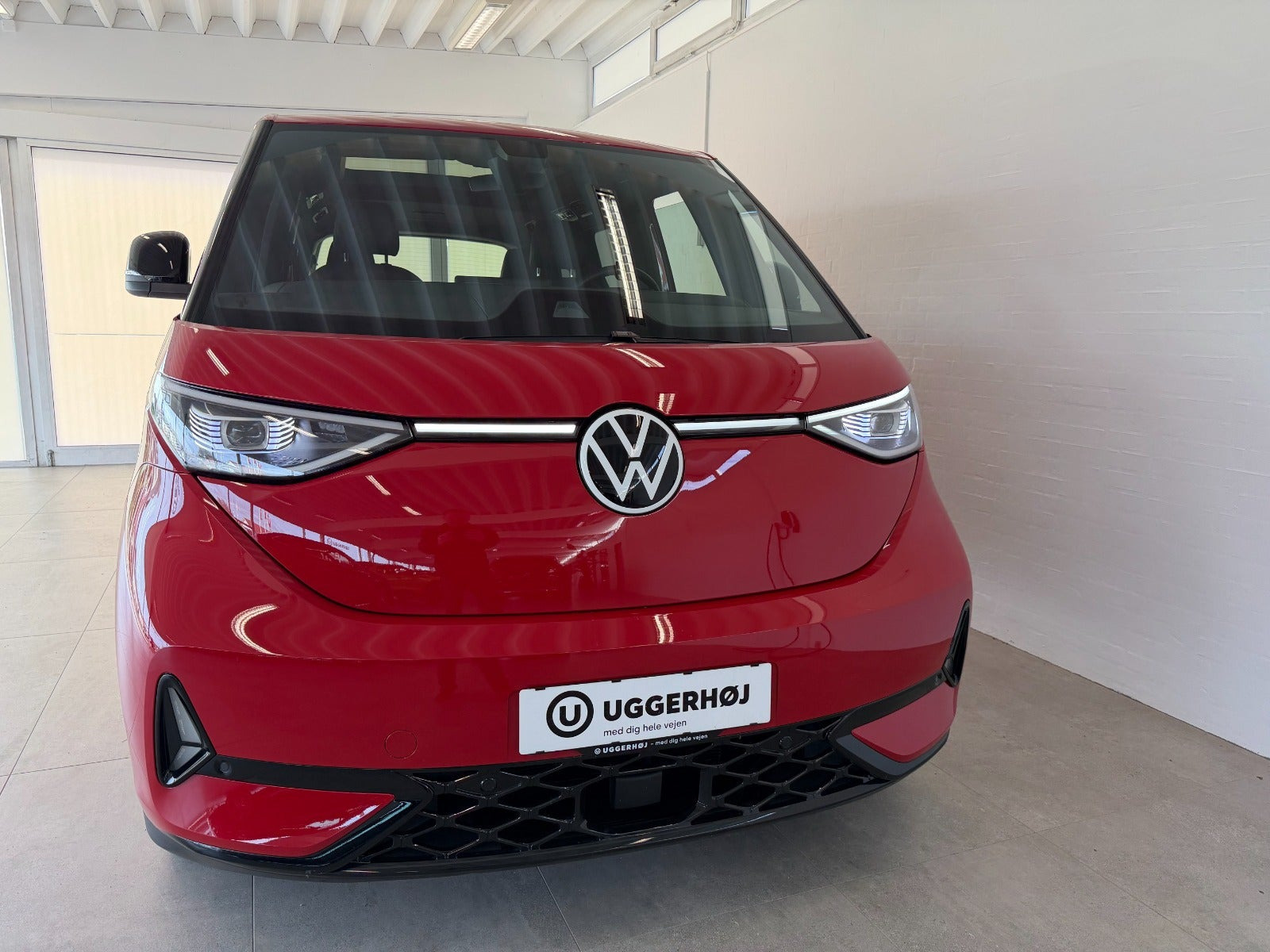 Rød VW ID.Buzz fra 2026