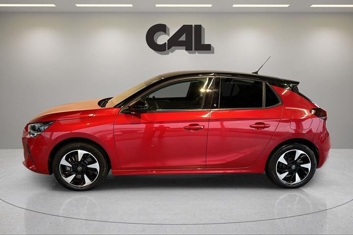 Rød Opel Corsa-e fra 2025