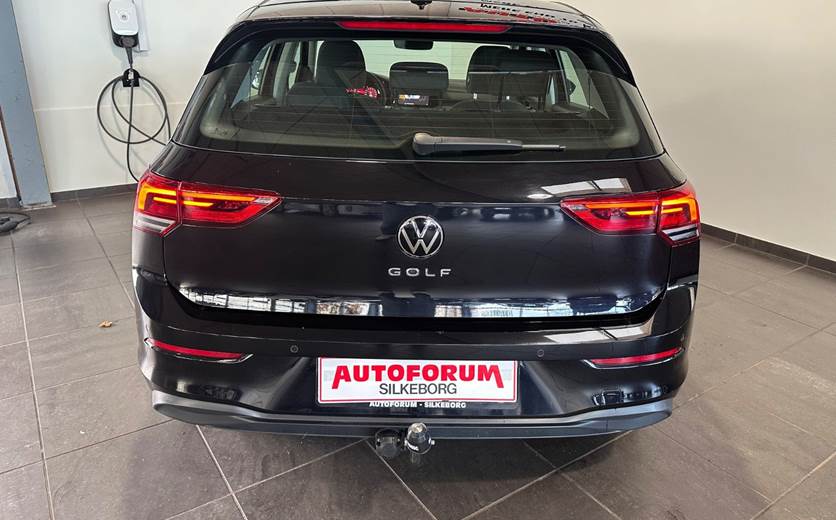 VW Golf VIII 1,5 TSi 130 Life