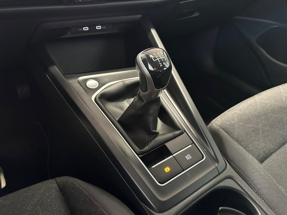 Sort VW Golf VIII fra 2021