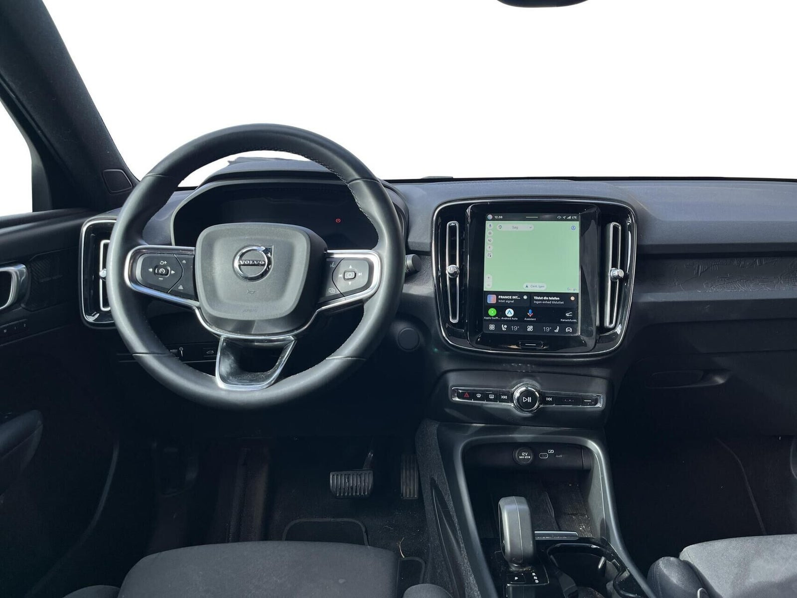 Sort Volvo C40 fra 2022