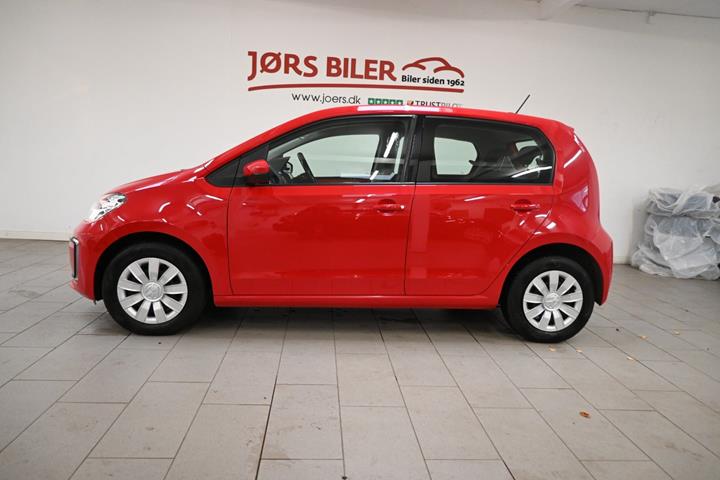 Rød VW E-UP! fra 2022
