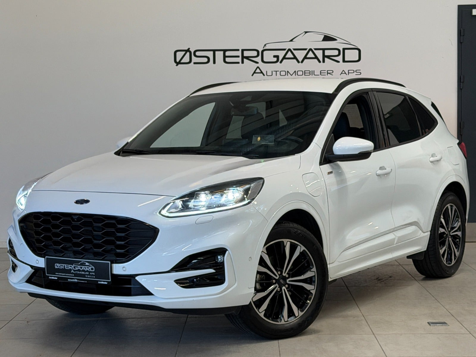 Ford Kuga 2,5 PHEV ST-Line X CVT