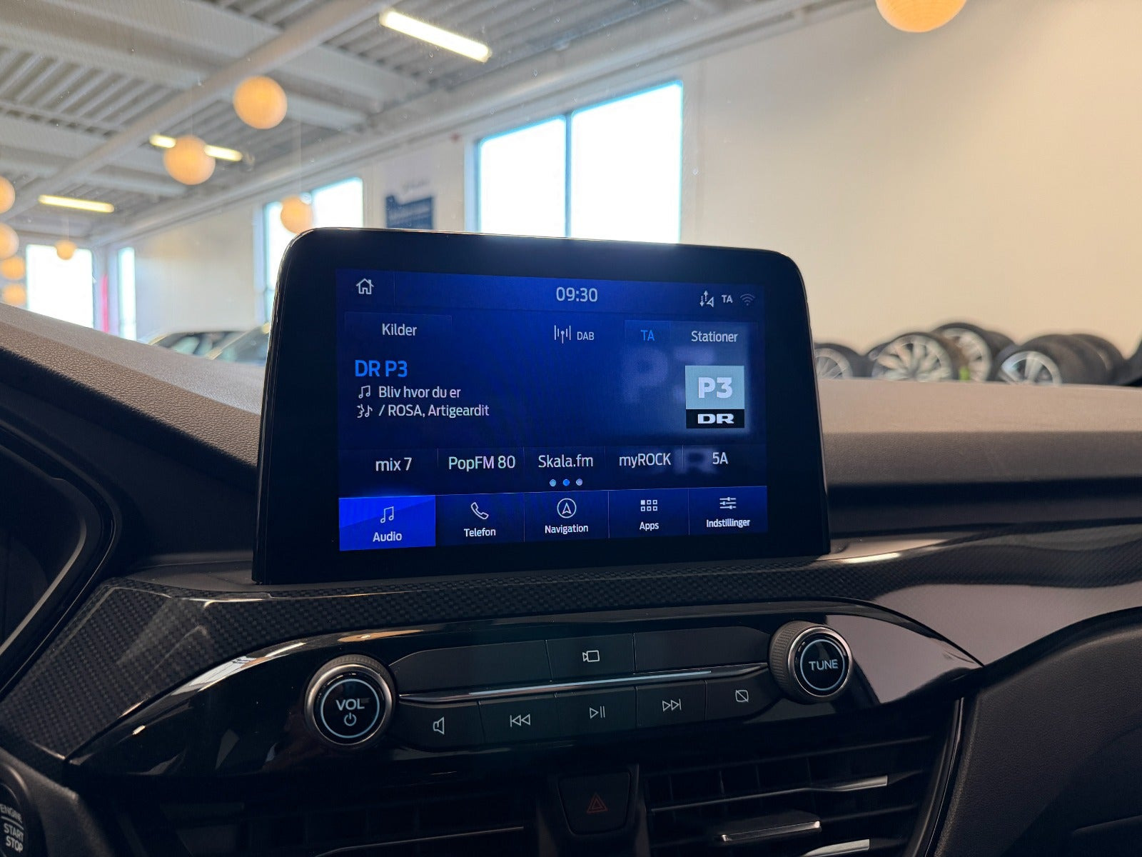 Hvid Ford Kuga fra 2022