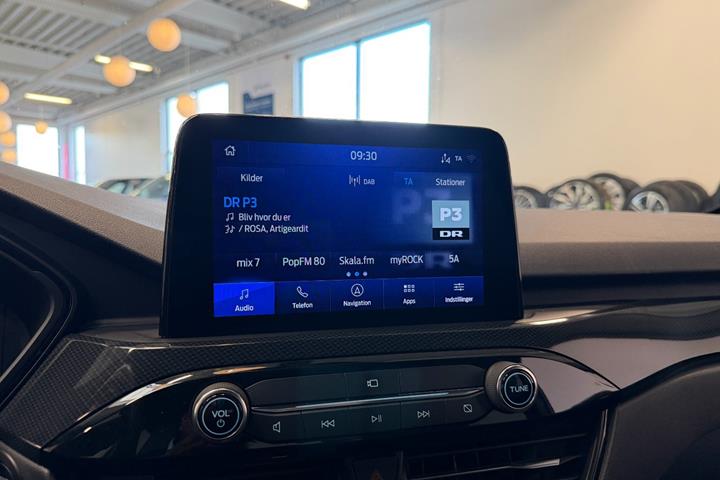 Hvid Ford Kuga fra 2022