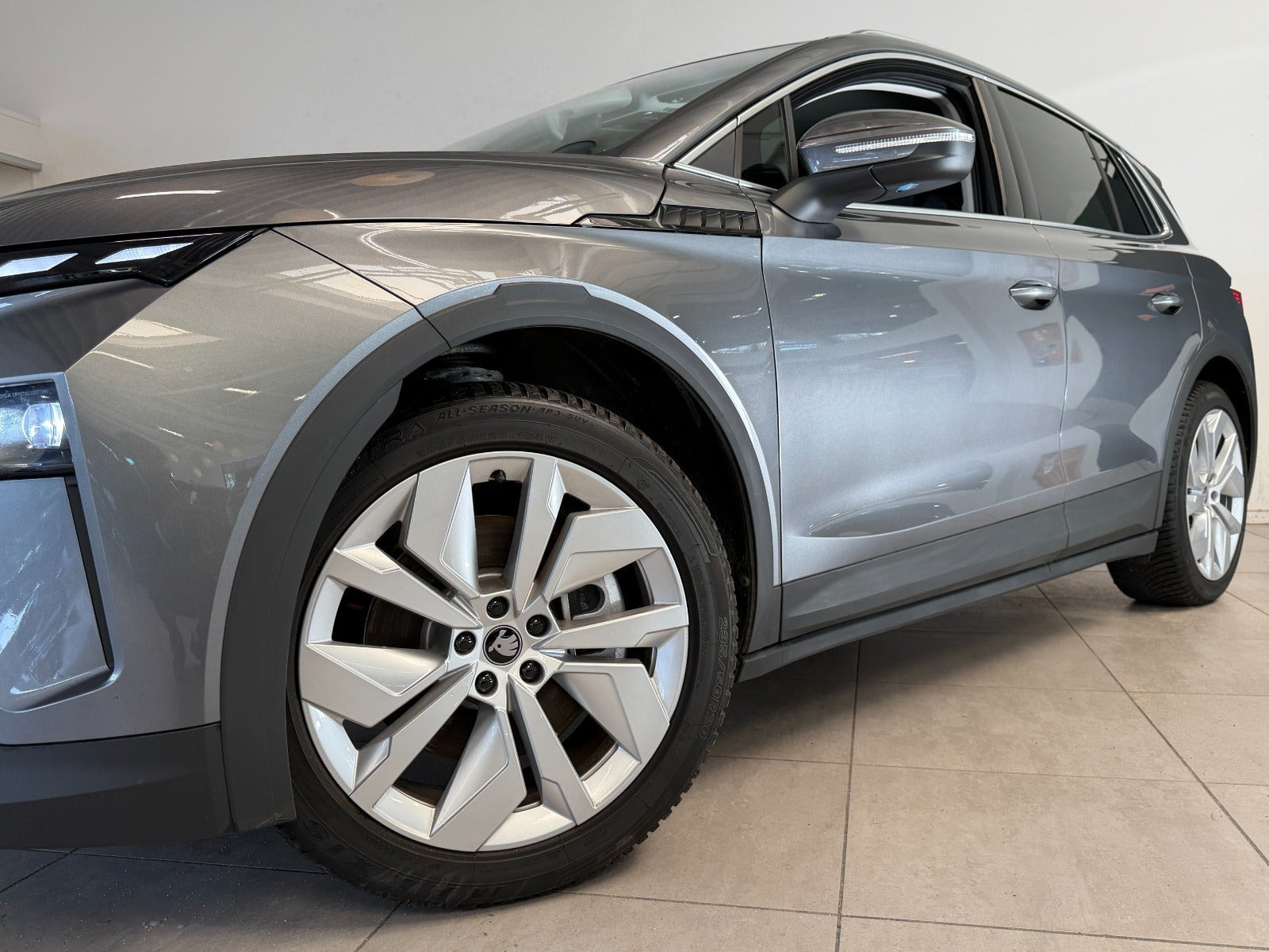 Grå Skoda Elroq fra 2026