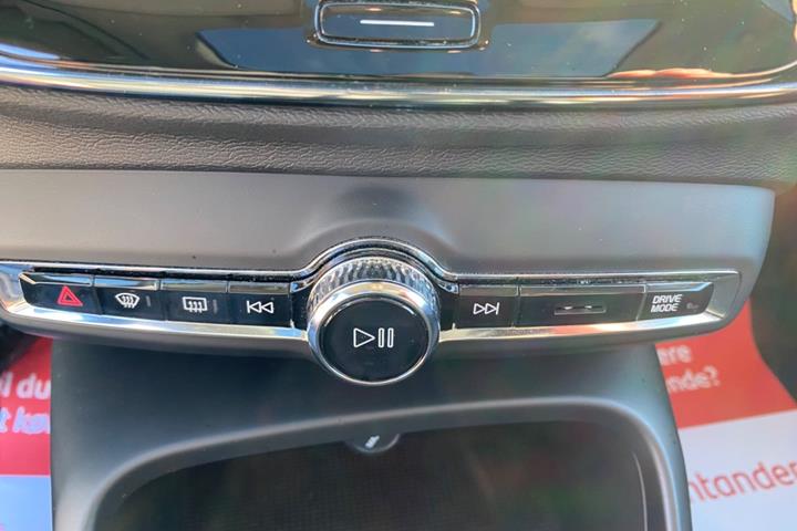Grå Volvo XC40 fra 2019