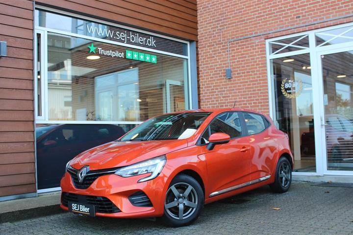 Orange Renault Clio V fra 2019