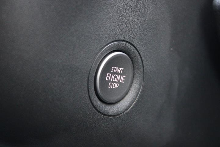 Hvid VW ID.4 fra 2025