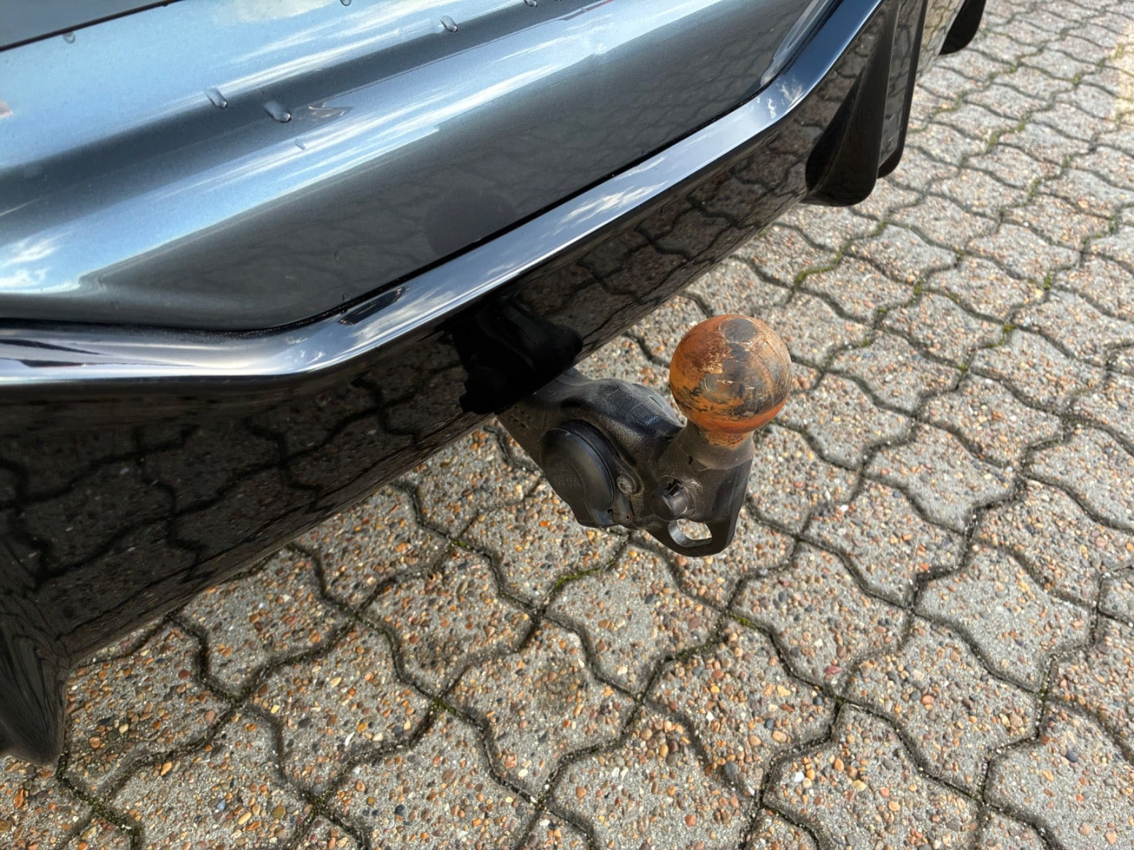 Beige Cupra Tavascan fra 2024