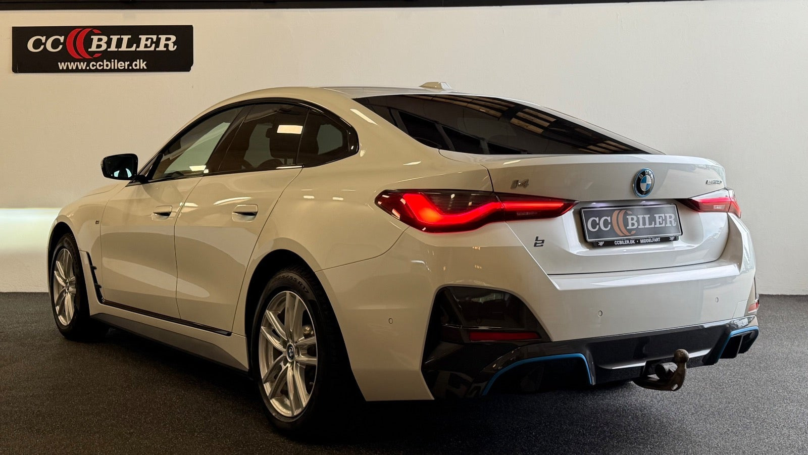 Hvid BMW i4 fra 2022