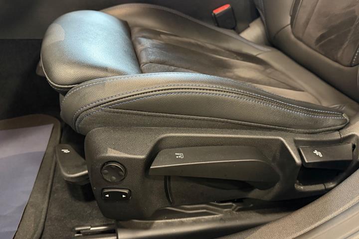 Hvid BMW i4 fra 2022