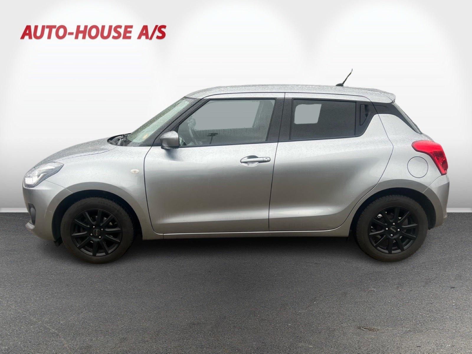 Sølv Suzuki Swift fra 2021