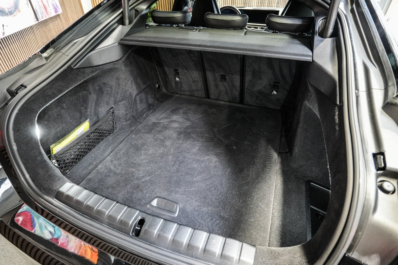 Sort BMW i4 fra 2023