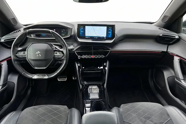 Sort Peugeot e-2008 fra 2022