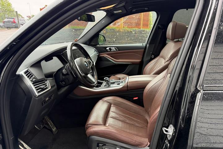 undefined BMW X5 fra 2019