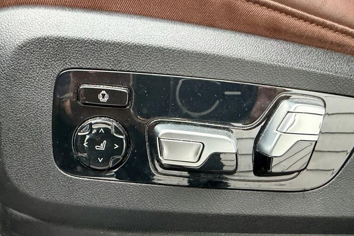 undefined BMW X5 fra 2019