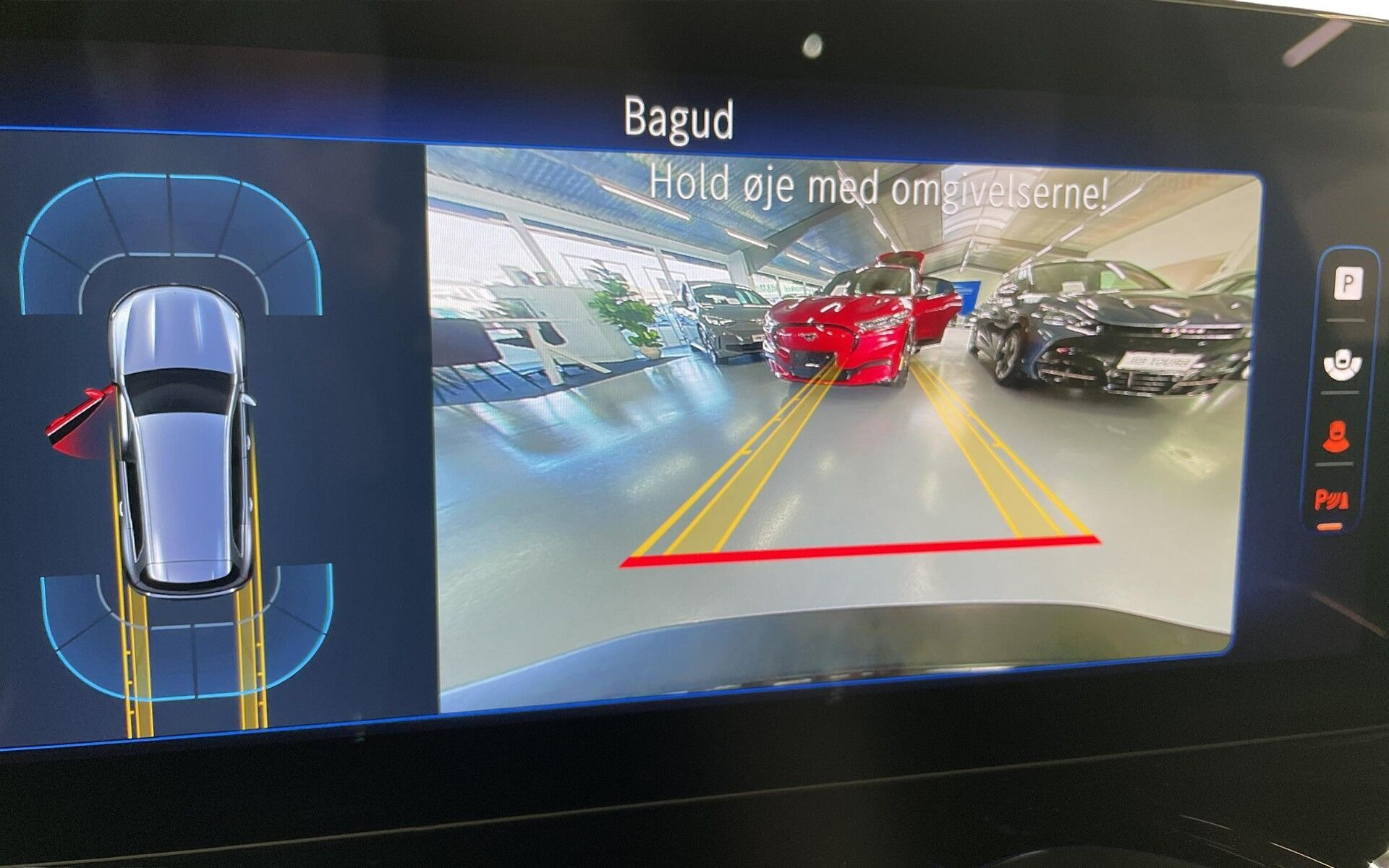 Sort Mercedes EQB250+ fra 2024