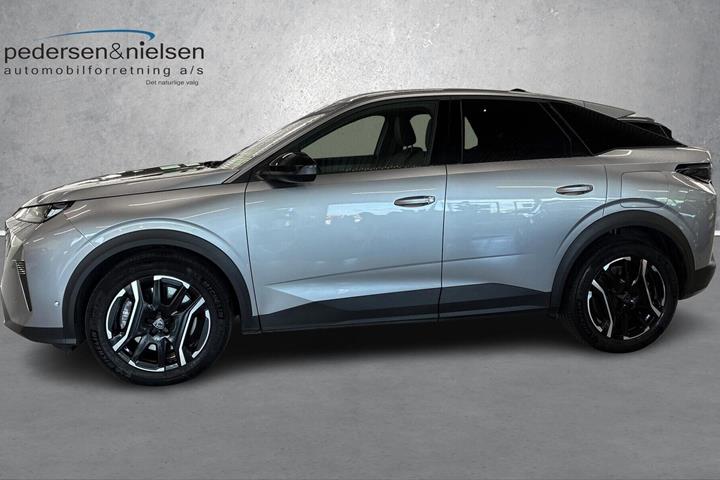 Sort Peugeot e-3008 fra 2025