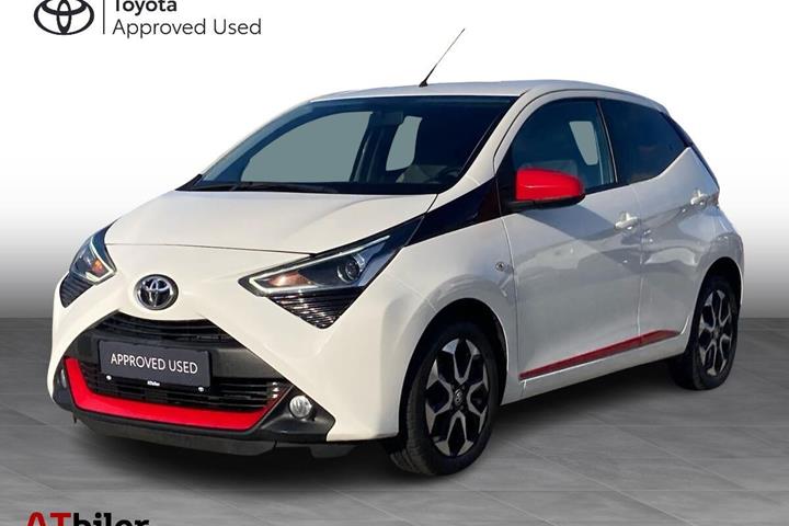 Hvid Toyota Aygo fra 2021