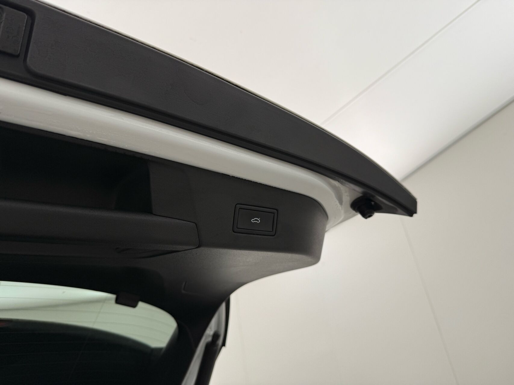 Hvid VW ID.4 fra 2023