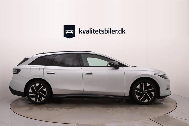 Sølv VW ID.7 fra 2025