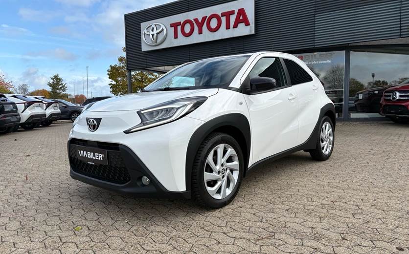 Toyota Aygo X 1,0 VVT-I Active 72HK 5d